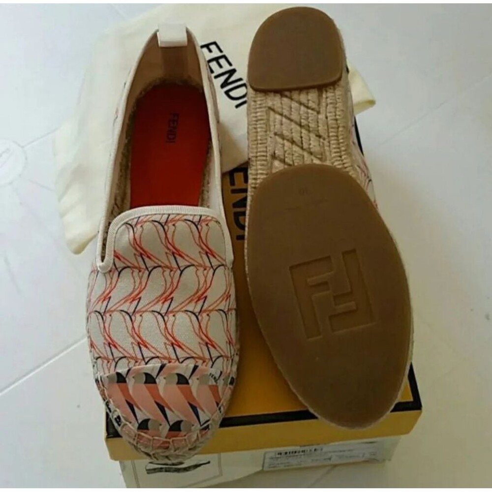Fendi Womens Espadrille Size 36 Chic Feminine Casual Trendy Summer Birds Print - Picture 3 of 3